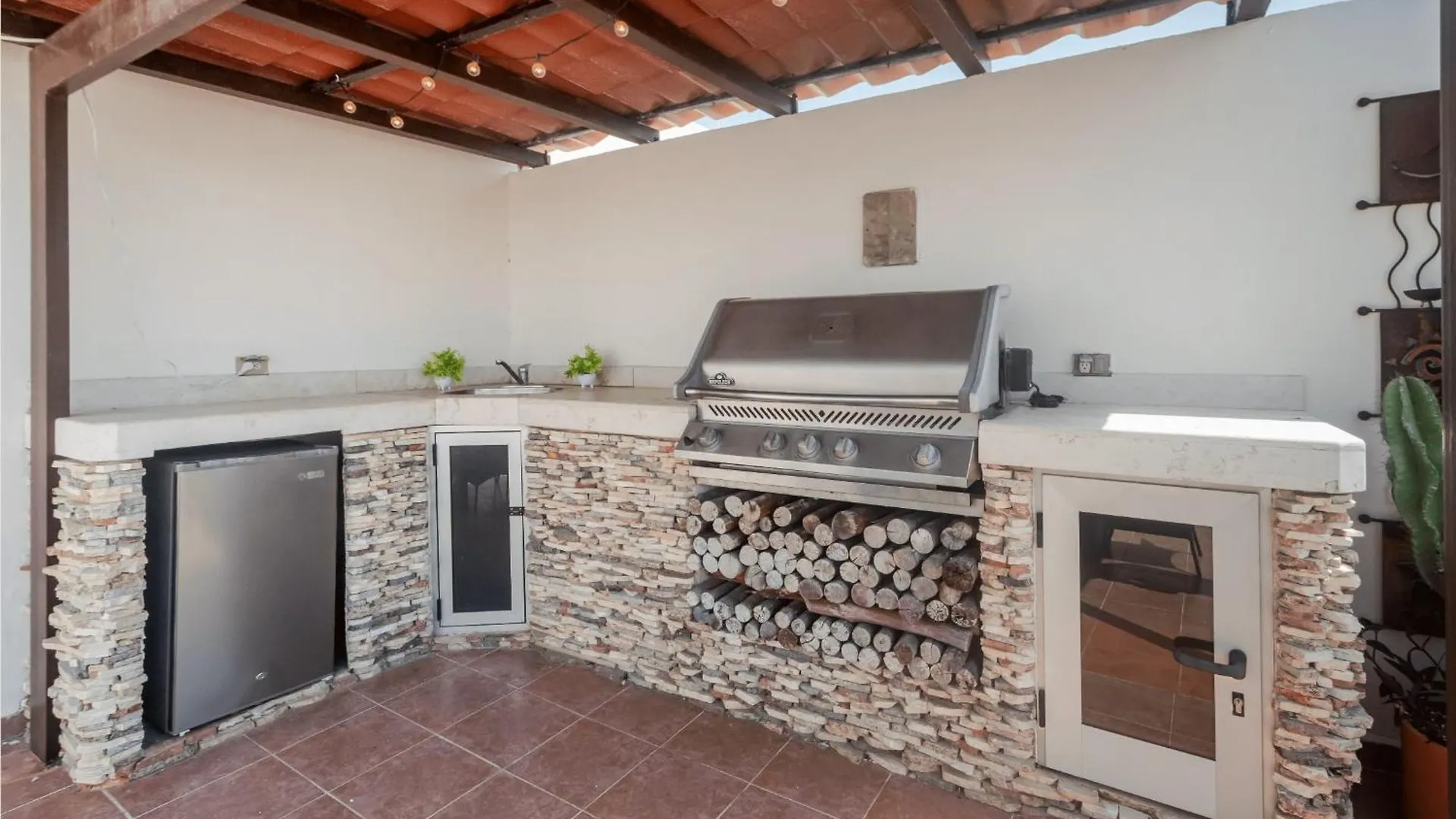 Downtown Penthouse, Pool, Pvt Roof Terrace With Bbq Villa Playa del Carmen Holiday home