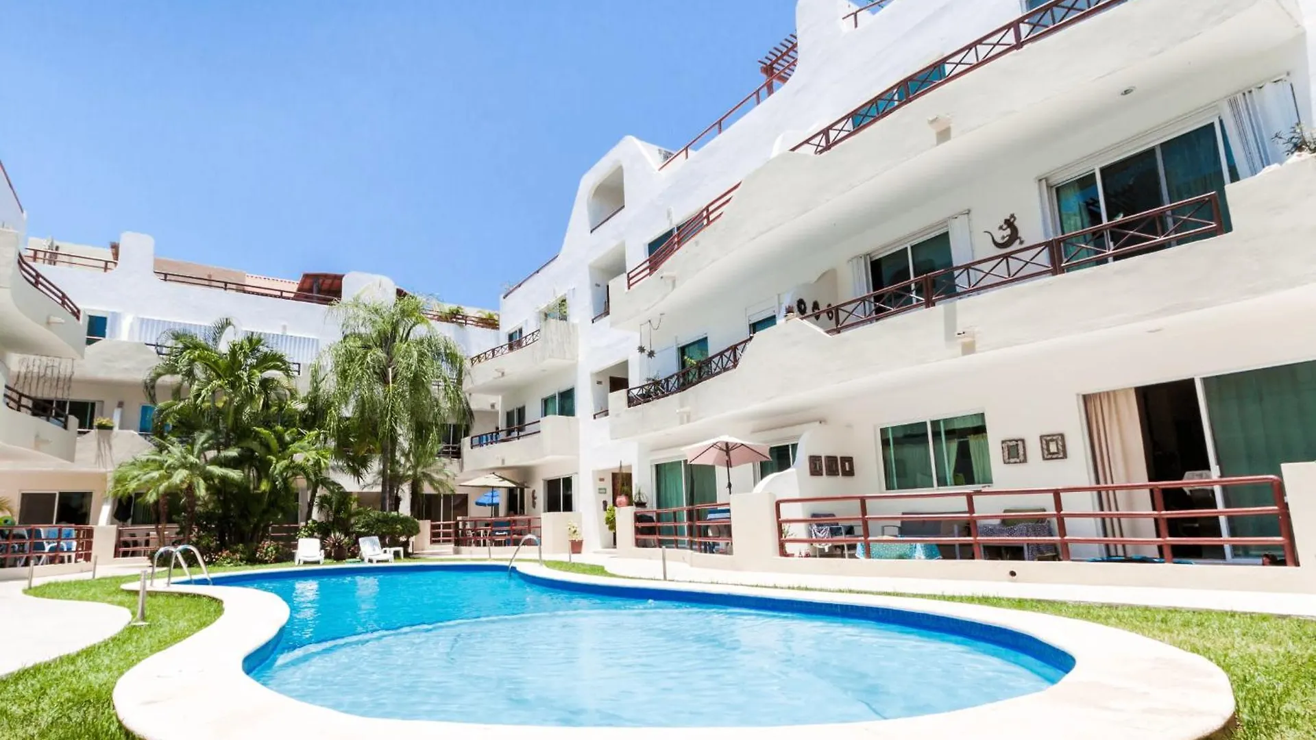 Downtown Penthouse, Pool, Pvt Roof Terrace With Bbq Villa Playa del Carmen Holiday home