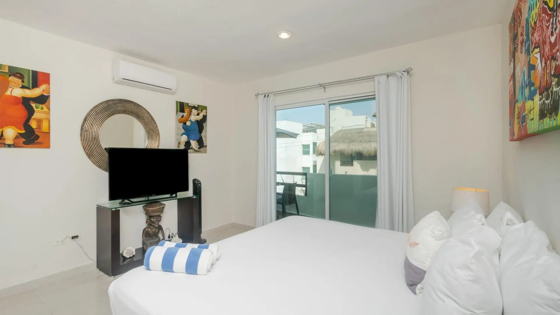 Downtown Penthouse, Pool, Pvt Roof Terrace With Bbq Villa Playa del Carmen